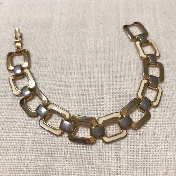 Vintage Monet Bracelet - Picture 6 of 8